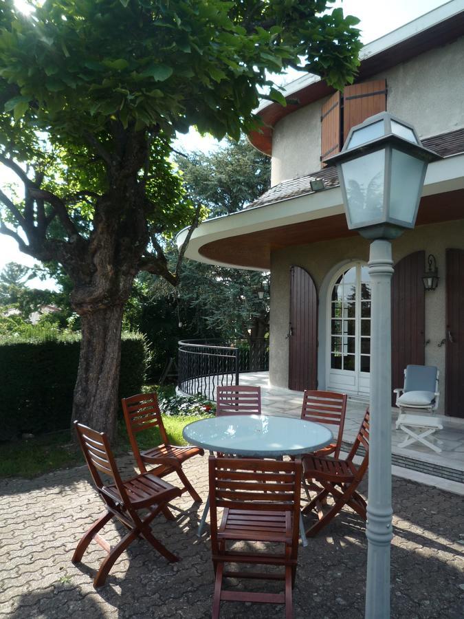 Bed and Breakfast La Maison Des Bonheurs Rillieux-la-Pape Екстер'єр фото
