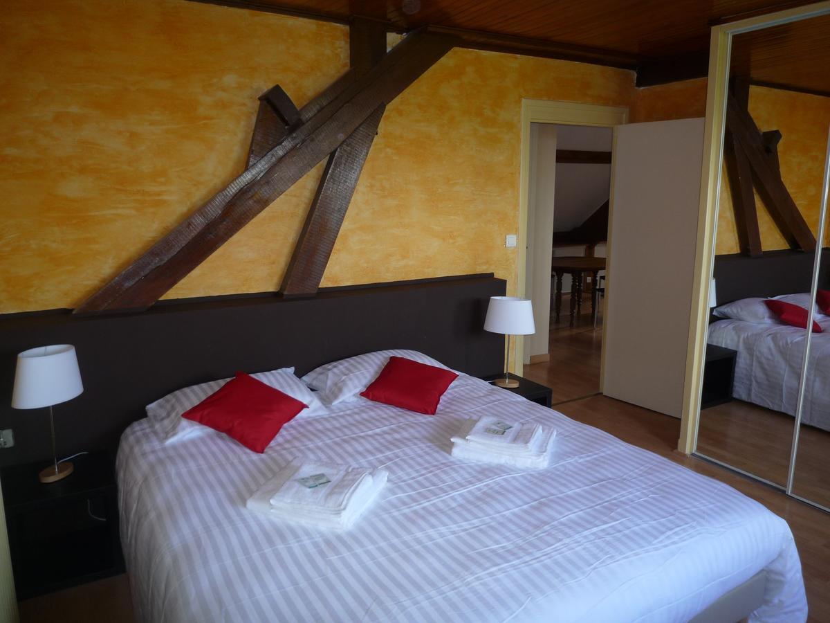 Bed and Breakfast La Maison Des Bonheurs Rillieux-la-Pape Екстер'єр фото